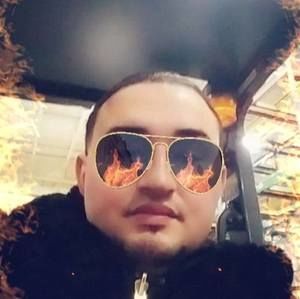 Meet your Posher, Jonathan e